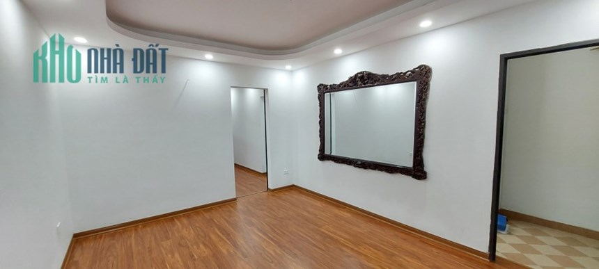 A Chính chủ 2.32 tỷ nhà 75m2 TT A5 phố Vĩnh Hồ, Đống Đa,HN,2PN,2VS,sổ đỏ,HIẾM,mới,đẹp,ở ngay,full