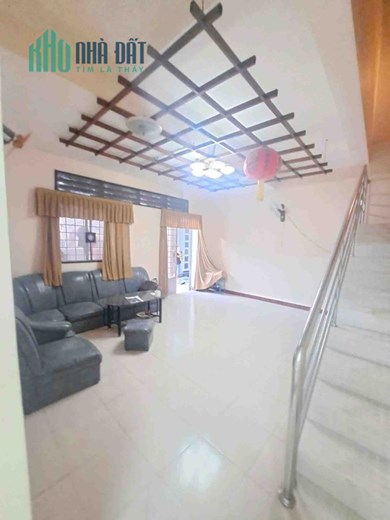 Bán Nhà Gần Đặng Văn Bi Trường Thọ Thủ Đức 105m2 2T 4PN HXH Chỉ 4 Tỷ Nhỉnh