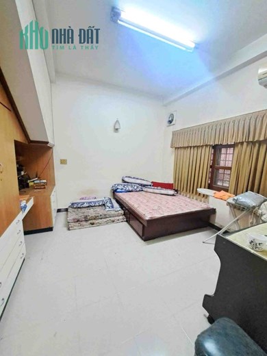 Bán Nhà Gần Đặng Văn Bi Trường Thọ Thủ Đức 105m2 2T 4PN HXH Chỉ 4 Tỷ Nhỉnh