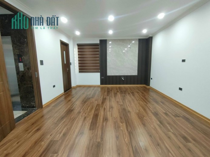 💥💥HIẾM - NGÕ THÔNG TỨ TUNG - Ô TÔ - KINH DOANH - THANG MÁY -  MẶT TIỀN RỘNG - THIẾT KẾ ĐẸP - TIỆN
