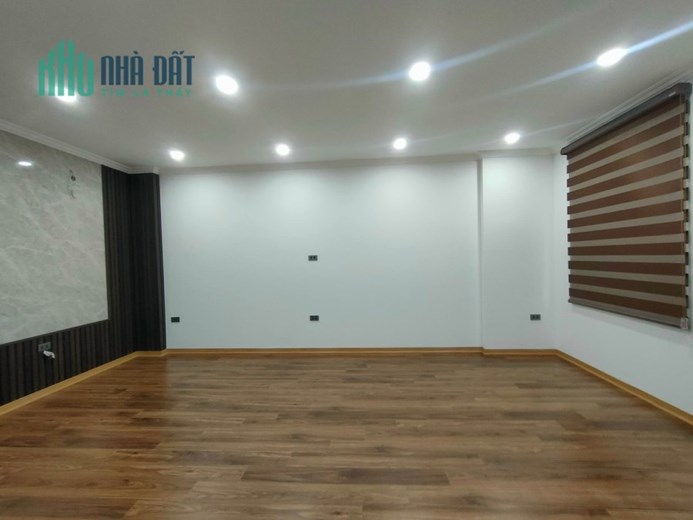 💥💥HIẾM - NGÕ THÔNG TỨ TUNG - Ô TÔ - KINH DOANH - THANG MÁY -  MẶT TIỀN RỘNG - THIẾT KẾ ĐẸP - TIỆN