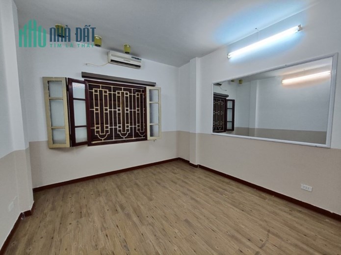 Cho thuê nhà nguyên căn 50m2, 4 tầng Thành Công Ba Đình, ngõ thông, ô tô tránh, ở, kinh doanh