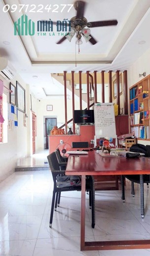 BÁN NHÀ LINH XUÂN - THỦ ĐỨC 128M2 [ 4 X 32 ] 2 TẦNG - 3 PHÒNG NGỦ  3 VỆ SINH , NHÀ HOÀN CÔNG ĐỦ ,XE