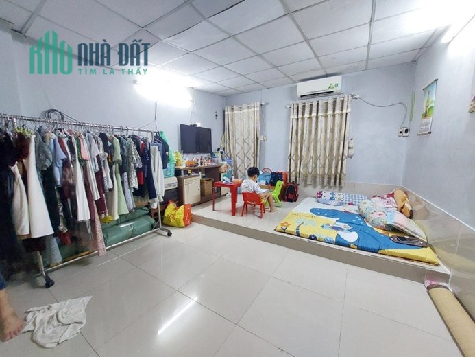 Bán nhà HXH Phường 4 Quận 8 giáp Quận 1 52m2 (4x13)