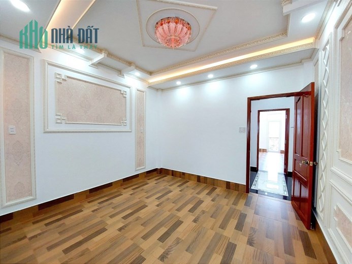 Bán Nhà Phố Trệt Lững,2 Lầu Sân Thượng , Trương Đình Hội Q8, 51m2, 6,9 Tỷ