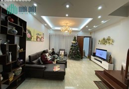 Bán nhà mặt phố Thanh Nhàn, DTSD 128m2, MT 9m, thang máy vỉa hè, giá tốt.