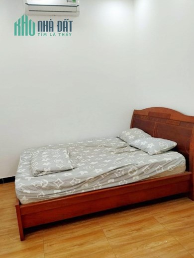 Gấp Bán Nhà 4Tầng Hẻm 5M 5M8×16 Ăn Phú Đông 6Tỷ6 Thương Lượng