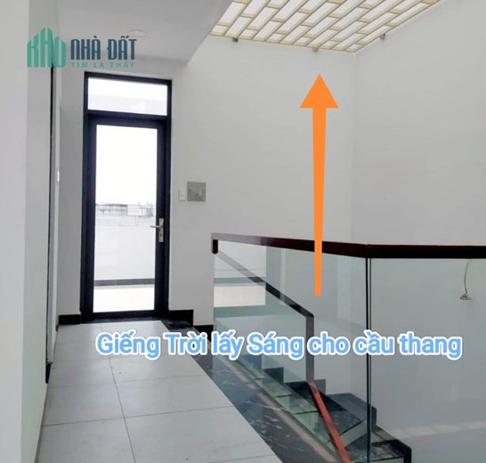 Gấp Bán Nhà 4Tầng Hẻm 5M 5M8×16 Ăn Phú Đông 6Tỷ6 Thương Lượng