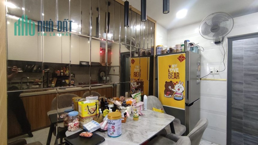 QUẬN 11 - 33M2 - NHÀ ĐẸP HỒNG BÀNG - CHỈ NHỈNH 3 TỶ