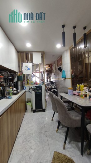 QUẬN 11 - 33M2 - NHÀ ĐẸP HỒNG BÀNG - CHỈ NHỈNH 3 TỶ