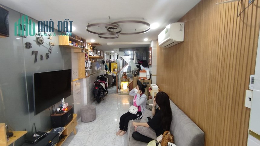 QUẬN 11 - 33M2 - NHÀ ĐẸP HỒNG BÀNG - CHỈ NHỈNH 3 TỶ