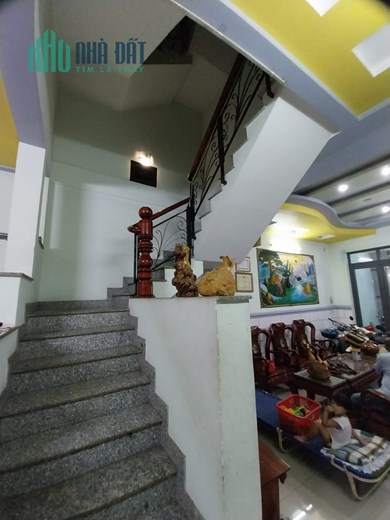 NHÀ CẦN BÁN 72.3 M2 4 TẦNG, Tân Chánh hiệp Q12
