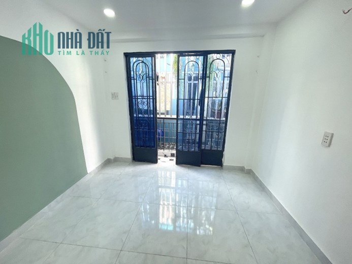 NHÀ ĐẸP ĐÓN TÉT TRUNG TÂM GÒ VẤP GIÁ CHỈ 1 TY 820 - P14 - SỔ VUÔNG ĐẸP. CÔNG CHỨNG NGAY.