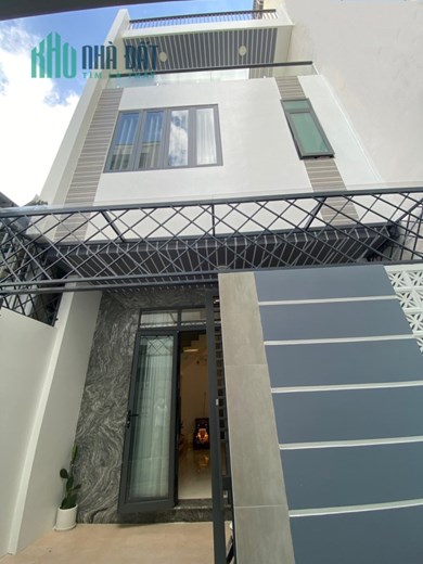 Bán Nhà 3 Tầng Hẻm  Bắc Sơn - Củ Chi Nha Trang. Giá 3 tỷ