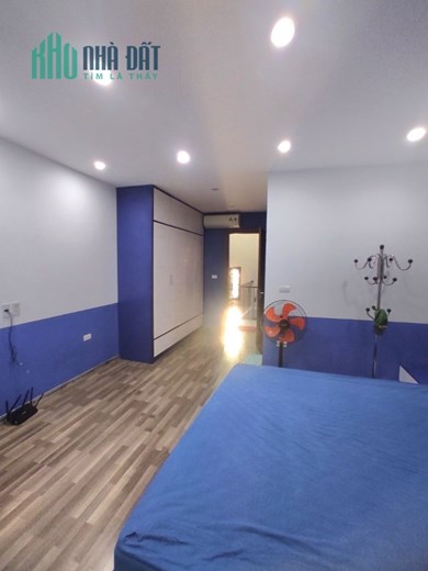 Hiếm nhà bán phố Hàng Vải, Hoàn Kiếm 43m x 5T x MT 4.5m, ô tô, KD, giá 17.3 tỷ. LH: 0366051369