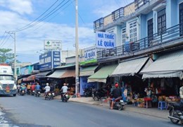 QUẬN 12- BÁN ĐẤT TẶNG NHÀ CẤP 4- -CHÍNH CHỦ 50 NĂM - 200M2 CHÌ 28TR/M2