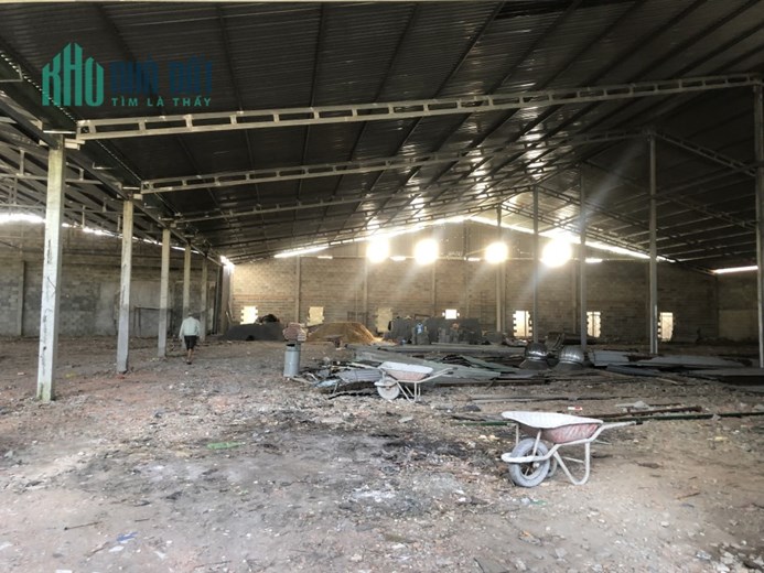 Kho bãi xưởng lớn, giá rẻ cho thuê (2700-4000-8000m2) Quận 12