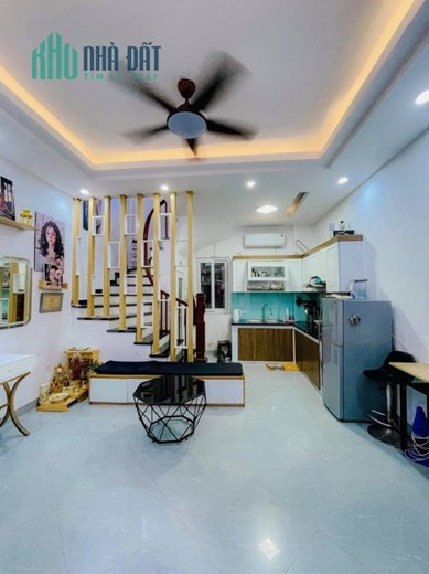 Siêu hiếm. Bán nhà phố Khương Hạ, Thanh Xuân. 33m2 x 5 Tầng. MT 4.5m. Hơn 4 Tỷ. 0968084286