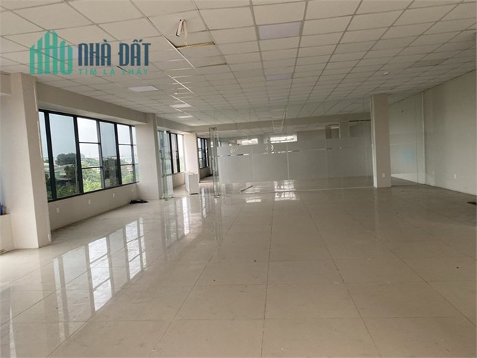 sẵn xưởng cho thuê sản xuất thu hút SX nhiều ngành nghề. khuôn viên rộng. VP 1200m2