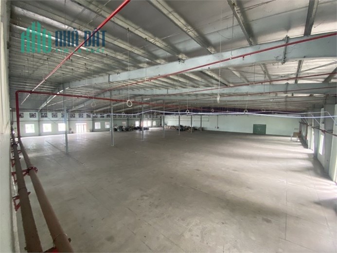 sẵn xưởng cho thuê sản xuất thu hút SX nhiều ngành nghề. khuôn viên rộng. VP 1200m2