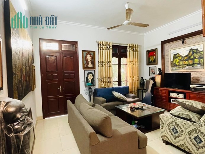 BÁN NHÀ RIÊNG SIÊU CHẮC CHẮN PHỐ VỌNG, HAI BÀ TRƯNG 40M2*5 TẦNG* 6 PN VỆ SINH KHÉP KÍN GIÁ 7 TỈ