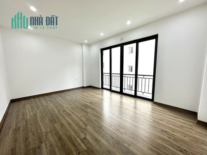 BÁN NHÀ RIÊNG PHÓ GIÁP BÁT, GIÁI PHÓNG 52M2*5 TÂNG 5 PHÒNG NGỦ VS KHÉP KÍN GIÁ GIÀ 5 TỈ