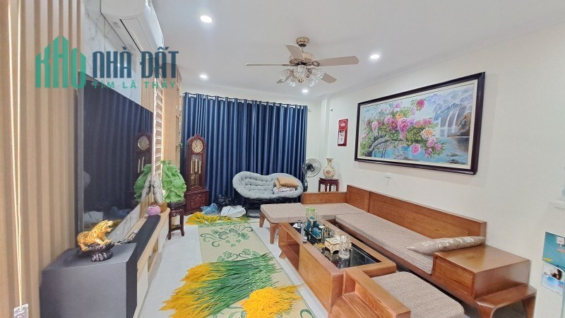 Bán nhà Quan Nhân Nhân Chính 42M 6 tầng lô góc mặt tiền 4m nhà đẹp ở ngay nhỉnh 7 tỷ lh 0975124520