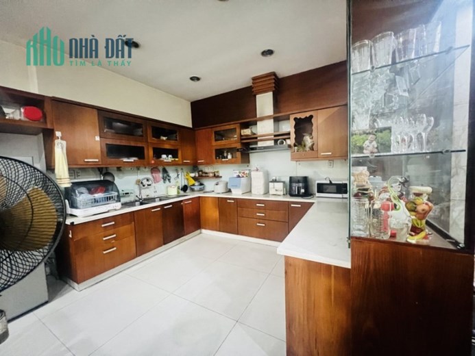 Bán nhà HXH Phường 5 Quận 8 118m2 gần Chung cư Bông Sao