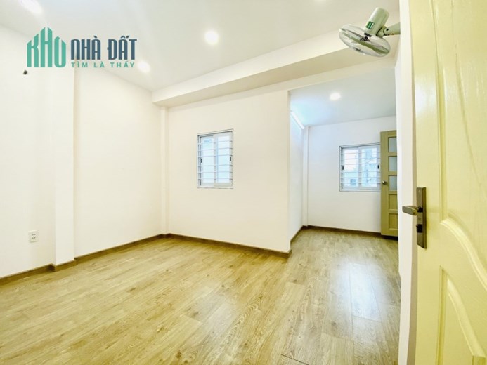 Bán Nhà Trương Đăng Quế Gò Vấp 50m2 Giá 4 Tỷ 7 Hẻm Xe Hơi 3 Phòng Ngủ
