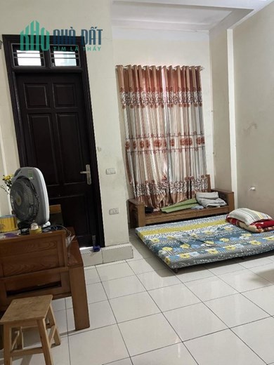 Bán nhà Lĩnh Nam, Hoàng Mai, mặt ngõ ô tô, kinh doanh bất chấp, dân xây 40 m2, 4 tỷ 200