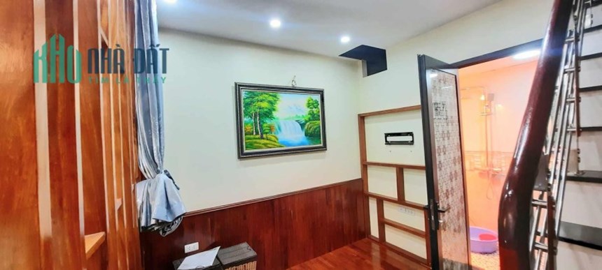 Bán nhà Lĩnh Nam, Hoàng Mai, ngõ ba gác thông, tặng lại nội thất 38 m2, 3 tỷ 650
