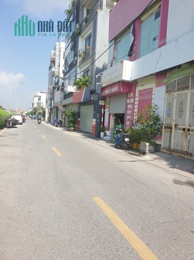 MẶT PHỐ LÂM DU  ĐƯỜNG RỘNG THÊNH THANG -  THANG MÁY - KINH DOANH/ Ở RẤT ĐẸP MẶT TRƯỚC NHÀ THOÁNG