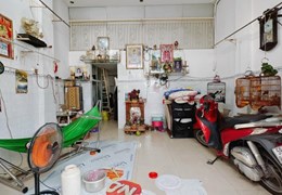 QUÁ RẺ! Bán nhà Tạ Quang Bửu, 64m2, chỉ 4,5 tỷ, dòng tiền 9tr/tháng TL 0906.993.584