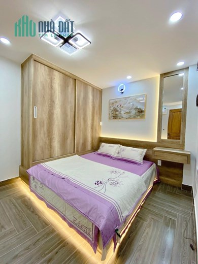 BÁN NHÀ 237 PHẠM VĂN CHIÊU 60M2, 5 TẦNG, NGANG 5M, 4PN,NHỈNH 6 TỶ