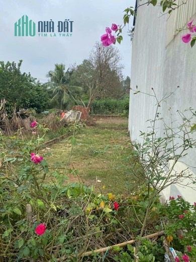 Bán 100m2 lô trục chính xóm Gẩy, Định Trung, giá 1.4x tỷ.Liên hệ: 0986.454.393 - 0986.797.222