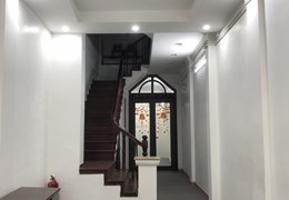 Cho thuê nhà phố Tuệ Tĩnh HBT, 70m2, 4T, 3k$/t đẹp, KD đỉnh, 0977097287