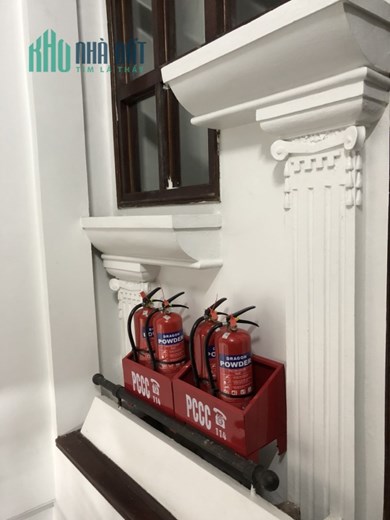 Cho thuê nhà phố Tuệ Tĩnh HBT, 70m2, 4T, 3k$/t đẹp, KD đỉnh, 0977097287