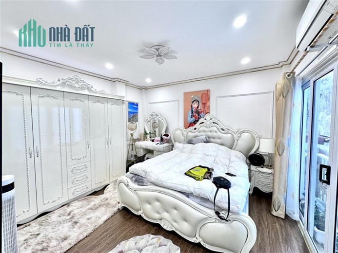 Bán nhà Thạch Bàn 50m2 ô tô gần nhà, pháp lý chuẩn chỉ hơn 4 tỷ Long Biên