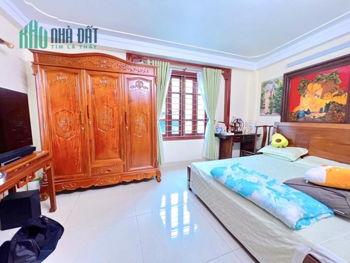 HOA HẬU HAI BÀ TRƯNG , PHAN LÔ Ô TÔ TRÁNH , NỘI THẤT SANG SỊN 2 MẶT THOÁNG 45M5T CHỈ NHỈNH 10 TỶ