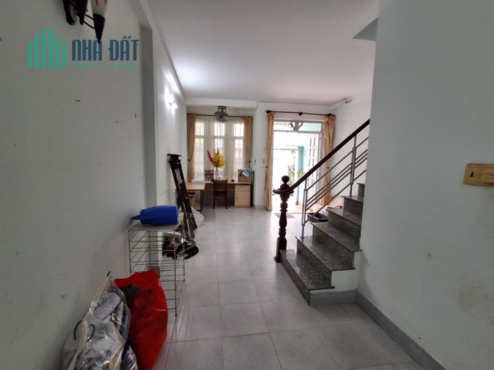 GẤP! Bán nhà HXH Liên tỉnh, 55m2, 3 tầng, 4PN, 4,8 tỷ TL 0906.993.584
