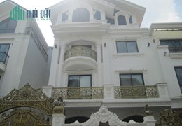 Thua lỗ CK bán Gấp Biệt thự BT3 BT4 KĐT Văn Phú cạnh công viên 210m2 chỉ 22.9 tỷ. Lh 0989.62.6116