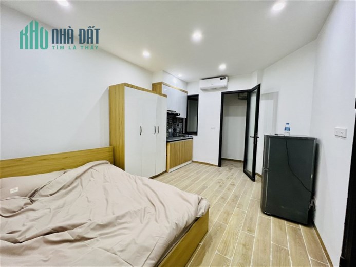 Bán căn hộ dòng tiền 6 tầng thang máy ngay Ngã Tư Sở, 52m2x6T Khương Thượng - Đống Đa.