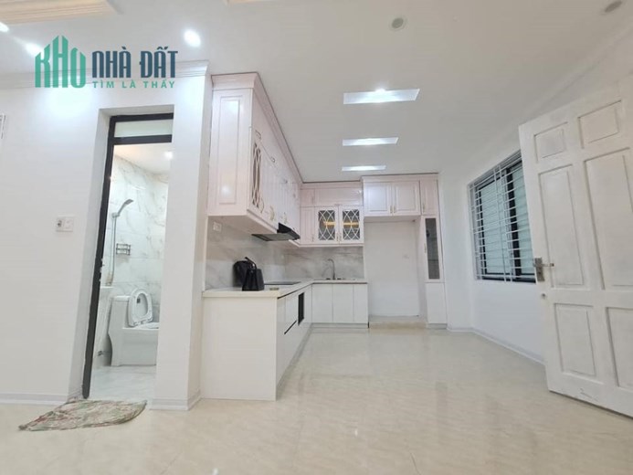 Bán Nhanh Chung Cư DT:80m2, 3 Phòng Ngủ, Tầng 11 Giá 3.28 tỷ