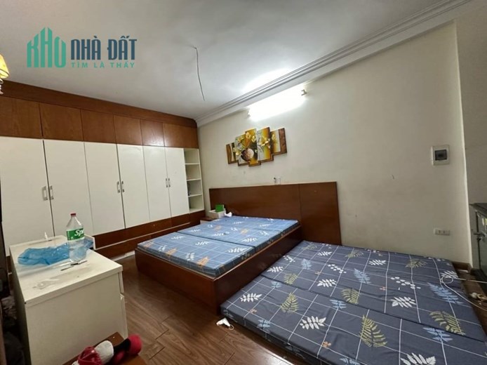 BÁN GẤP nhà Nguyễn Đức Cảnh, Hoàng Mai - gần hồ Đền Lừ  38M 5 tầng hơn 3 tỷ