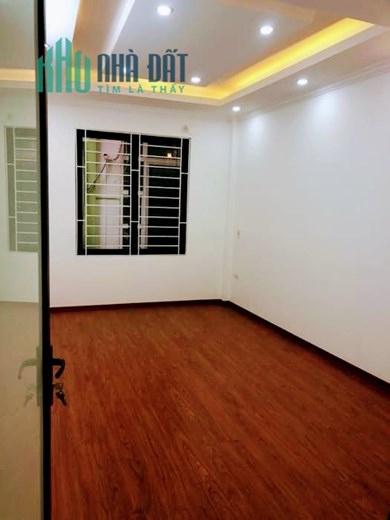 Nhà Phố Tân Mai 4.38 Tỷ, 35M2, 4 Tầng, Ngõ Nông Gần Phố, Sổ Vuông Đét