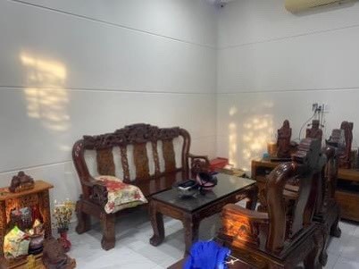 SÁT MT LINH ĐÔNG NHÀ CẤP 4 TIỆN XÂY SỬA 70m2 CHỈ NHỈNH 3Ty TL Mạnh