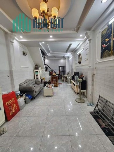 CHỈ HƠN 4 TỶ XÍU CÓ NHÀ ĐẸP TÂN HÓA QUẬN 11 - 38M2 - HẺM BA GÁC - NHÀ MỚI VÀO Ở NGAY