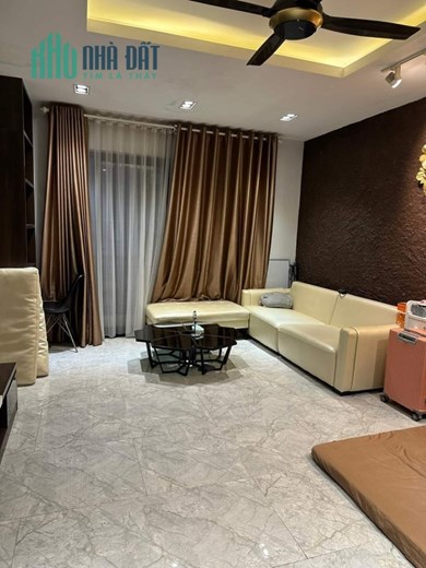 Siêu Phẩm Phố Hoàng Cầu, Quận Đống Đa, 63m x7 tầng. Giá 28 tỷ
