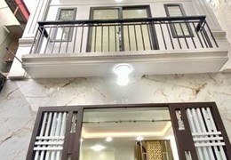 Bán nhà Lĩnh Nam- Tây Trà 42m 5 tầng mặt ngõ thông chỉ 3.95 tỷ