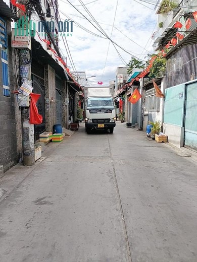 Bán Nhà Lô góc 4 tầng Mới Đẹp Hẻm Ô tô đường Cách Mạng Tháng 8, Quận 3, giá chỉ 6 tỷ 7